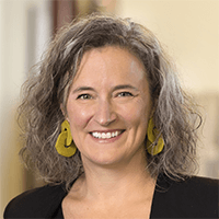 Headshot of Alina Heydt