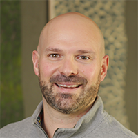 Headshot of Aaron Mielke