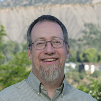 Headshot of Matthew Landt