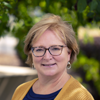 Headshot of Sharon Dahl